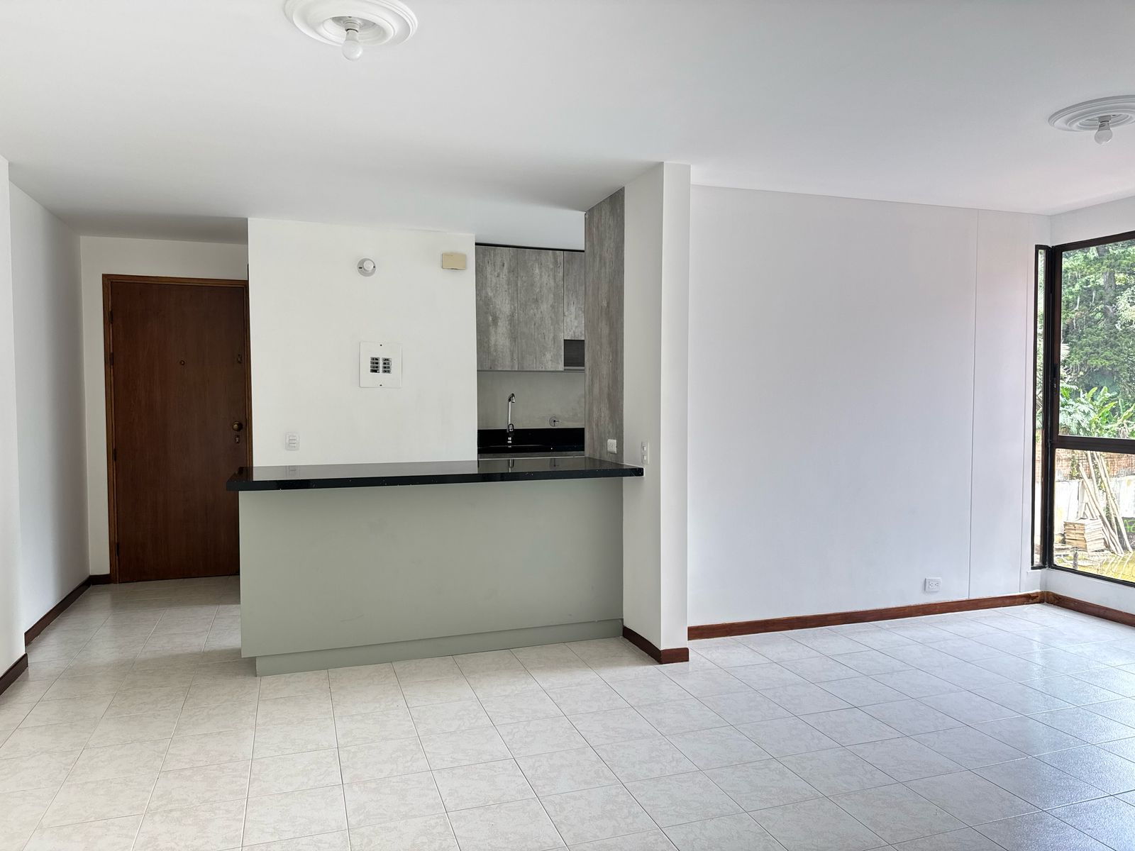 Apartamento en arriendo en El Poblado, Medellín · foto 6 de 14