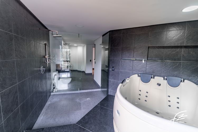 Apartamento de 5 alcobas en venta en Las Palmas, Medellín, 440 m² · foto 14 de 20