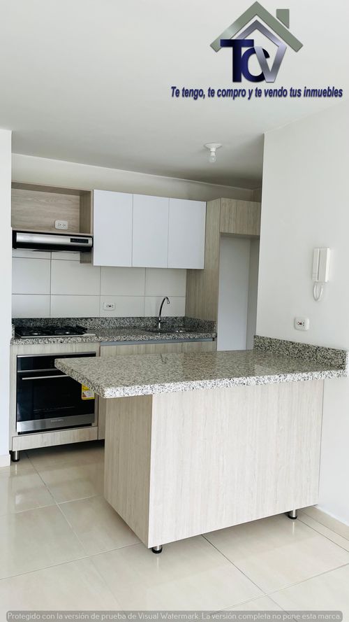 Apartamento de 3 alcobas en venta en Hsd. San Antonio De Carrizal, Girón, 66 m² · foto 2 de 11
