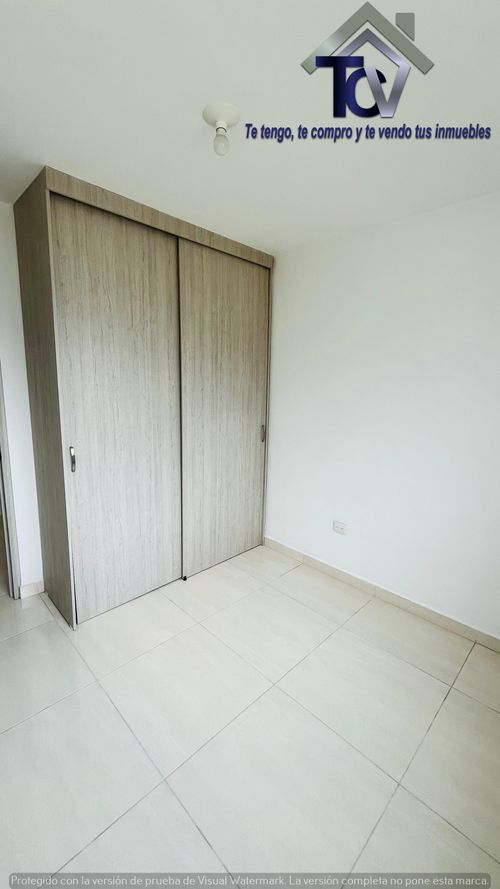 Apartamento de 3 alcobas en venta en Hsd. San Antonio De Carrizal, Girón, 66 m² · foto 8 de 11