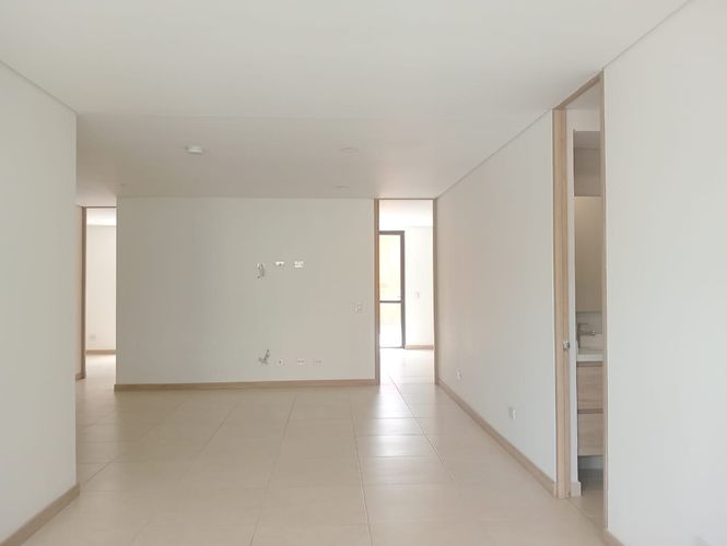 Apartamento de 3 alcobas en arriendo en Laureles, Medellín, 104 m² · foto 3 de 16