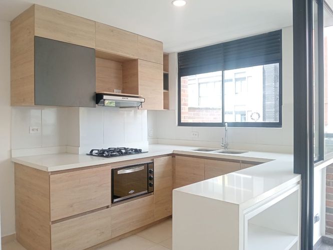 Apartamento de 3 alcobas en arriendo en Laureles, Medellín, 104 m² · foto 5 de 16