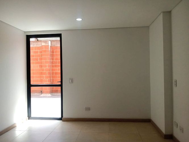 Apartamento de 3 alcobas en arriendo en Laureles, Medellín, 104 m² · foto 12 de 16