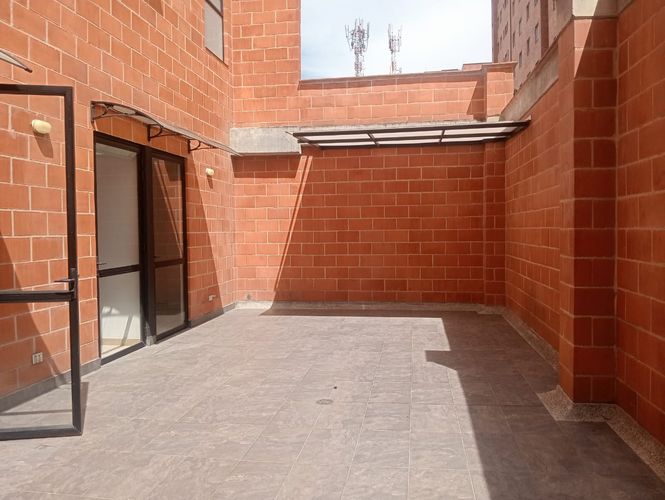 Apartamento de 3 alcobas en arriendo en Laureles, Medellín, 104 m² · foto 16 de 16