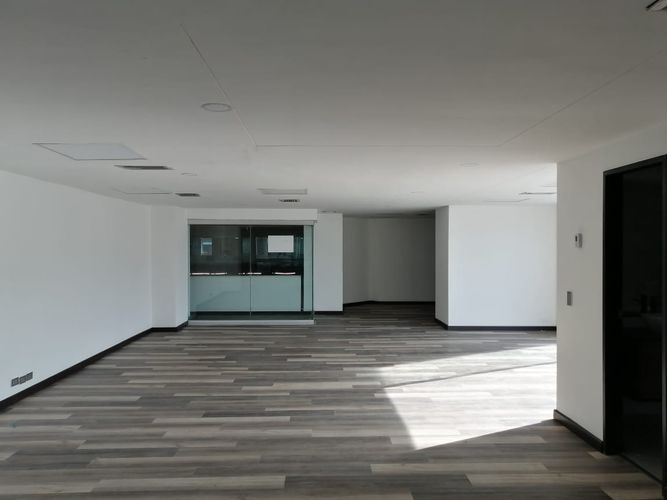 Oficina en arriendo en El Poblado, Medellín, 110 m² · foto 11 de 15