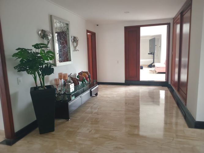Apartamento de 4 alcobas en venta en El Poblado, Medellín, 468 m² · foto 8 de 20