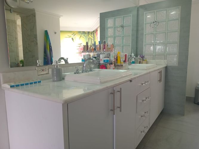 Apartamento de 4 alcobas en arriendo en El Poblado, Medellín, 468 m² · foto 15 de 20
