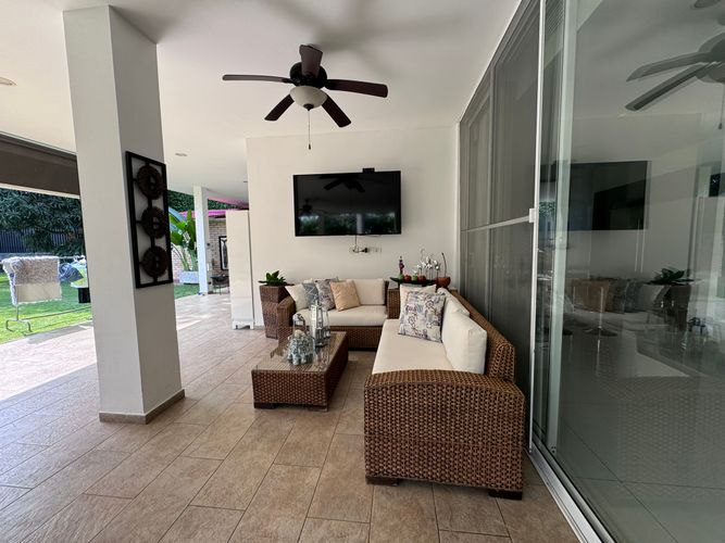 Casa de 4 alcobas en venta en Pance, Cali, 327 m² · foto 10 de 20