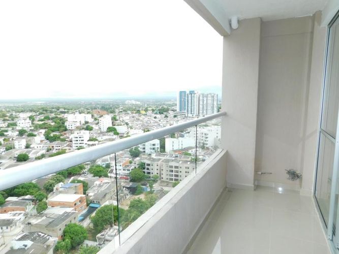 Apartamento de 3 alcobas en arriendo en La Concepcion, Cartagena, 85 m² · foto 19 de 21