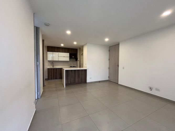 Apartamento de 1 alcoba en arriendo en El Poblado, Medellín, 66 m² · foto 3 de 14