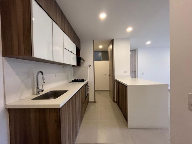 Apartamento de 1 alcoba en arriendo en El Poblado, Medellín, 66 m² · foto 6 de 14