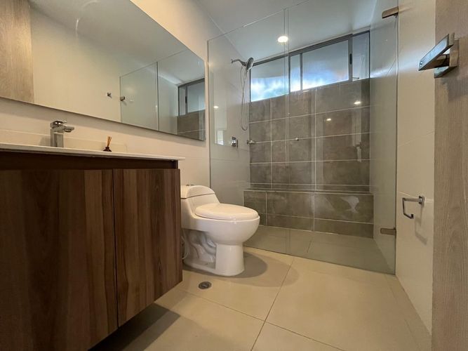Apartamento de 1 alcoba en arriendo en El Poblado, Medellín, 66 m² · foto 13 de 14