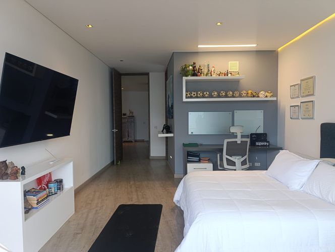 Casa de 4 alcobas en venta en El Poblado, Medellín, 590 m² · foto 5 de 20