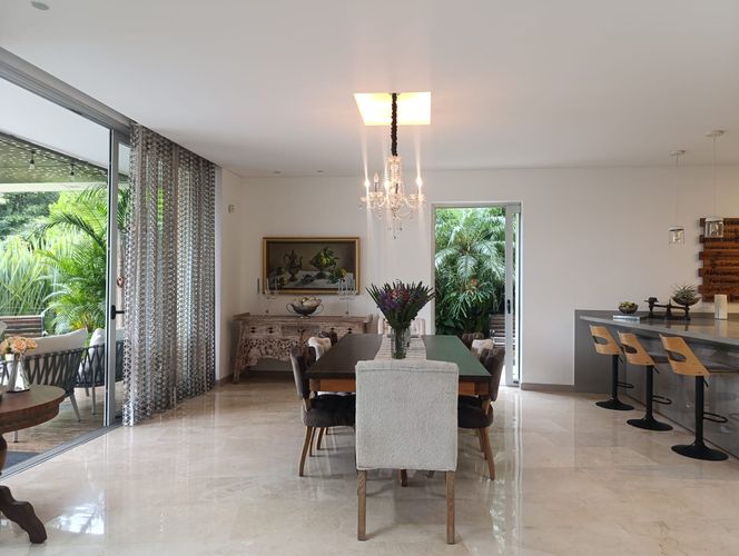 Casa de 4 alcobas en venta en El Poblado, Medellín, 590 m² · foto 6 de 20