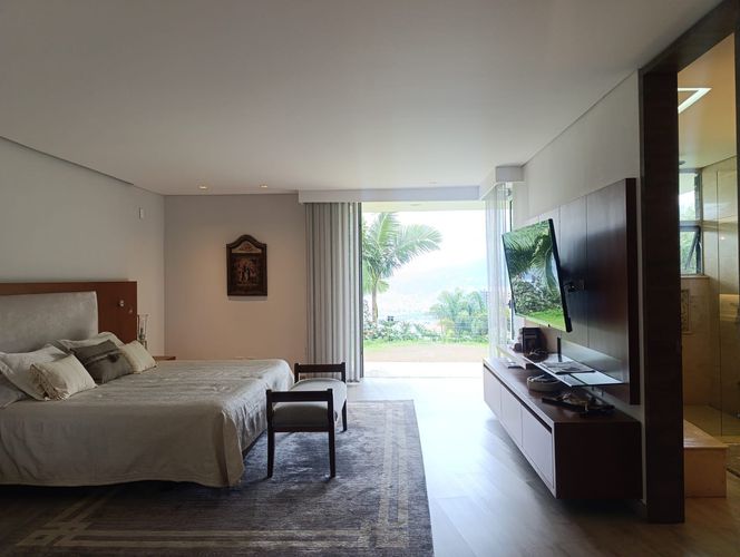 Casa de 4 alcobas en venta en El Poblado, Medellín, 590 m² · foto 12 de 20