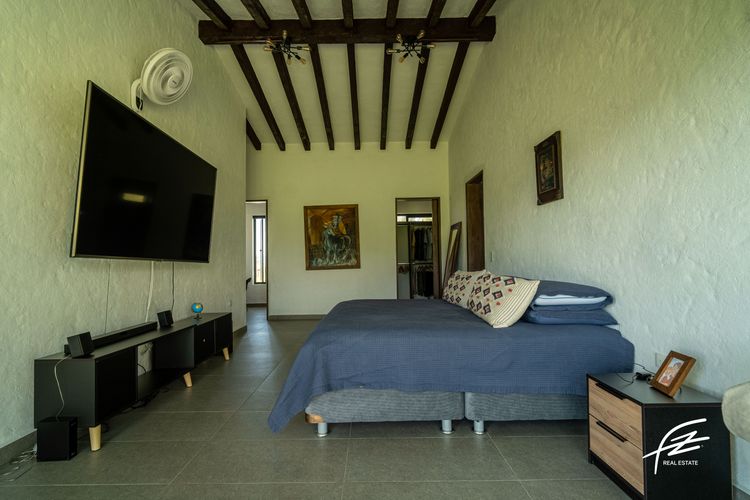 Casa de 4 alcobas en venta en El Salado, Guarne, 360 m² · foto 14 de 23