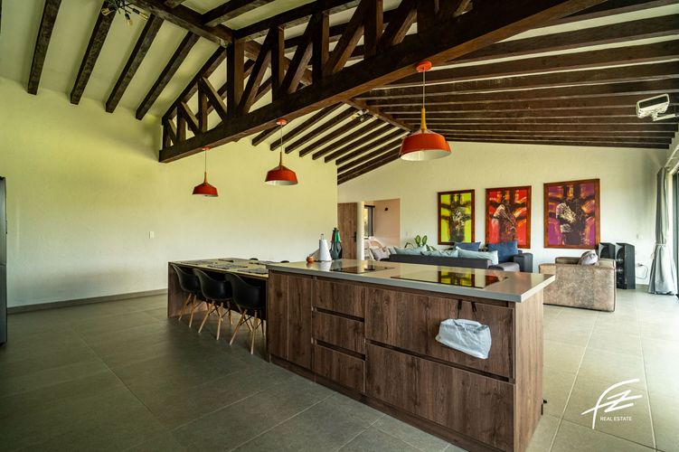 Casa de 4 alcobas en venta en El Salado, Guarne, 360 m² · foto 17 de 23