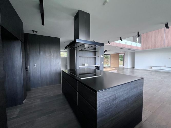 Casa de 4 alcobas en venta en Escobero, Envigado, 507 m² · foto 7 de 20