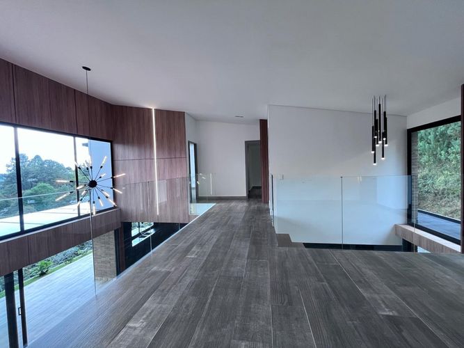 Casa de 4 alcobas en venta en Escobero, Envigado, 507 m² · foto 8 de 20