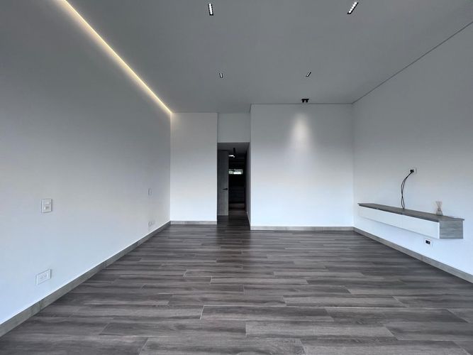 Casa de 4 alcobas en venta en Escobero, Envigado, 507 m² · foto 15 de 20