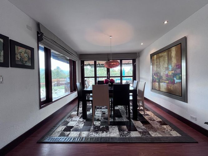 Casa de 4 alcobas en venta en Escobero, Envigado, 450 m² · foto 3 de 19