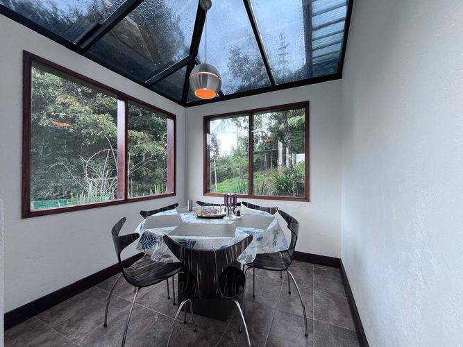 Casa de 4 alcobas en venta en Escobero, Envigado, 450 m² · foto 4 de 19