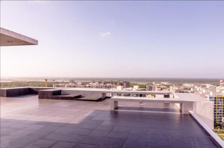 Apartamento de 3 alcobas en venta en Cr. Puerta Del Sol, Barranquilla, 187 m² · foto 11 de 16