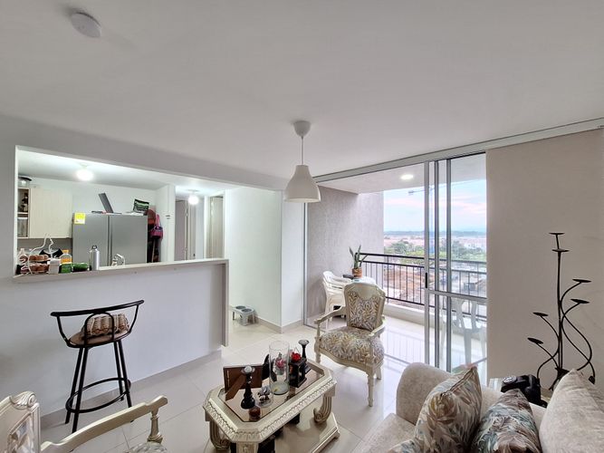 Apartamento de 3 alcobas en venta en Ciudad Country, Jamundí, 77 m² · foto 2 de 24