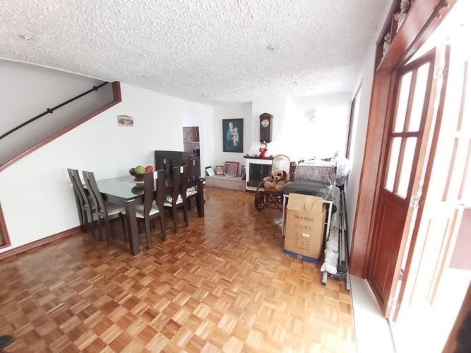 Casa en venta en Cedritos, Bogotá · foto 2 de 10
