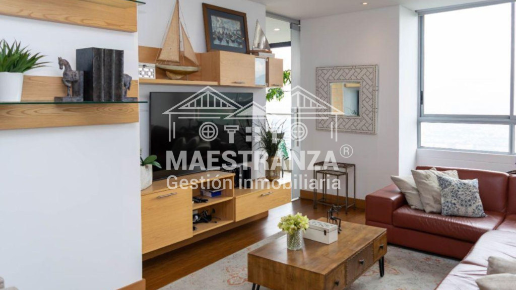 Apartamento en venta en Altos del poblado, Medellín 4