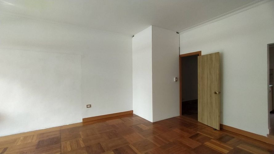 Apartamento en arriendo en La Candelaria, Medellín · foto 9 de 24