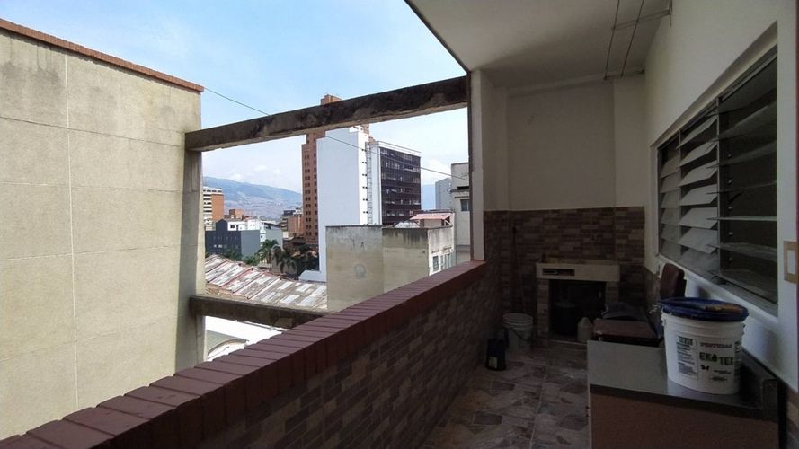 Apartamento en arriendo en La Candelaria, Medellín · foto 23 de 24