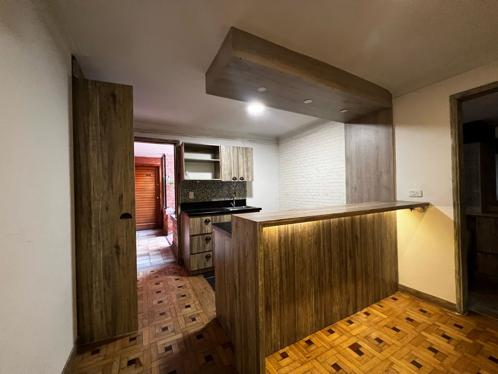 Apartamento en arriendo en El Poblado, Medellín · foto 8 de 16