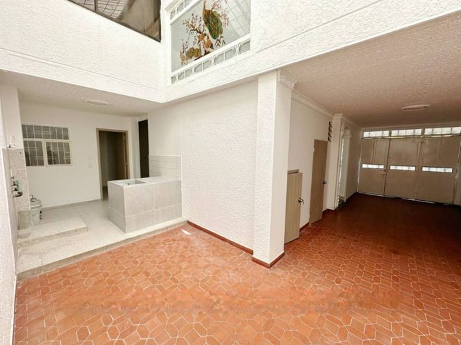 Apartamento de 5 alcobas en venta en Granjas De Provenza, Bucaramanga, 250 m² · foto 12 de 13