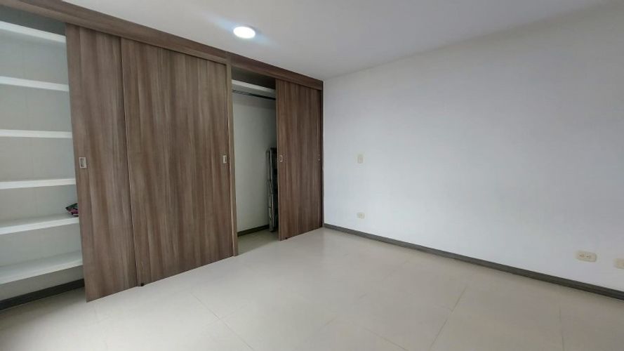 Apartamento de 2 alcobas en venta en El Tambo, La Ceja, 64 m² · foto 5 de 13