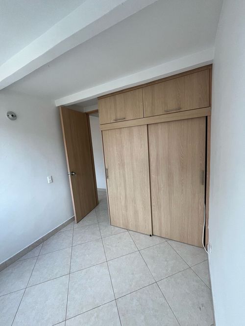 Apartamento de 3 alcobas en venta en Bello, 63 m² · foto 4 de 24