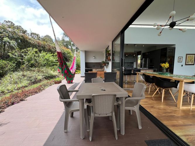 Casa de 3 alcobas en venta en La Ceja, 266 m² · foto 18 de 20