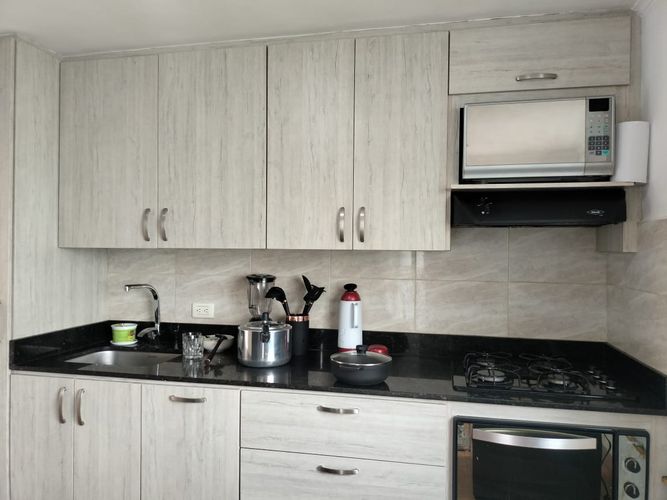 Apartamento de 3 alcobas en venta en El Poblado, Medellín, 86 m² · foto 6 de 17