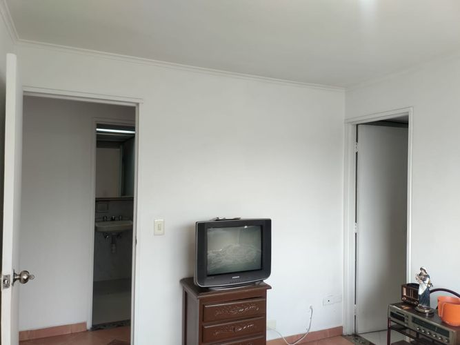 Apartamento de 3 alcobas en venta en El Poblado, Medellín, 86 m² · foto 10 de 17
