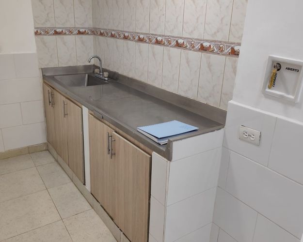 Local en arriendo en Cristo Rey, Medellín, 65 m² · foto 8 de 11