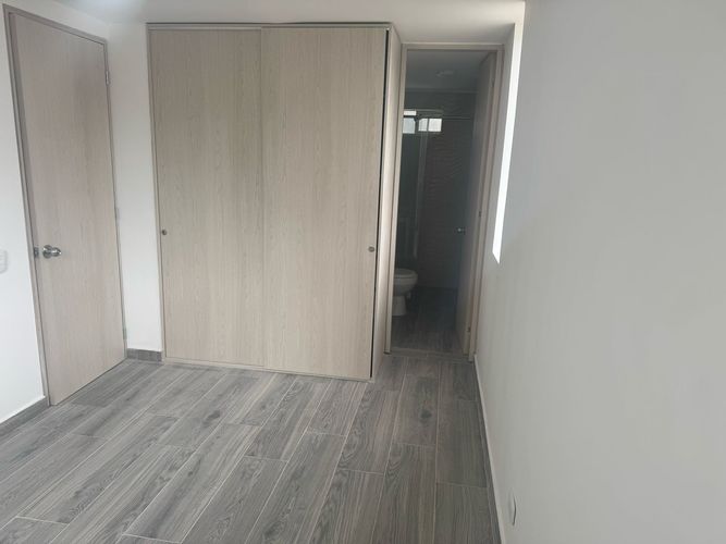 Apartamento de 2 alcobas en arriendo en Lagos De Torca, Bogotá, 37 m² · foto 3 de 6