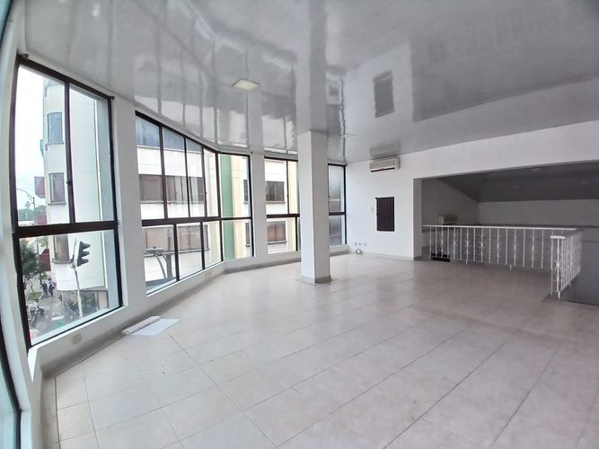 Local en arriendo en Sector Lago Uribe, Pereira, 155 m² · foto 12 de 15