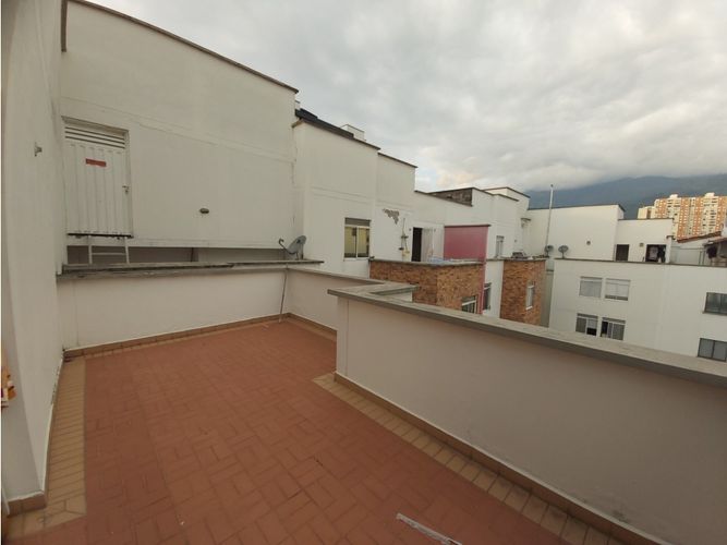 Apartamento de 4 alcobas en venta en Granjas De Provenza, Bucaramanga, 149 m² · foto 8 de 16