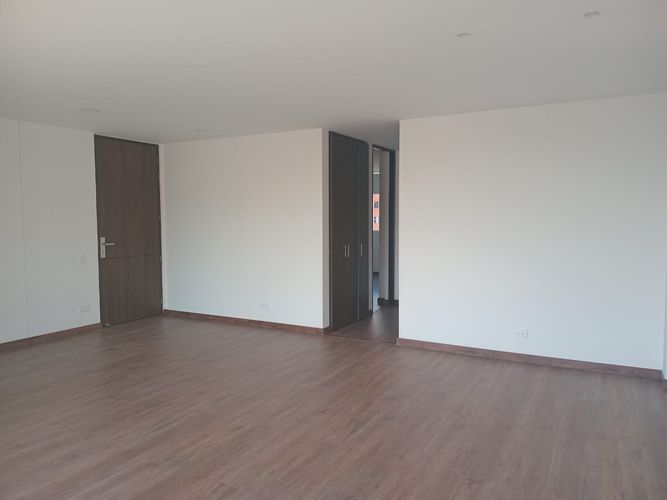 Apartamento de 3 alcobas en arriendo en El Poblado, Medellín, 125 m² · foto 8 de 20