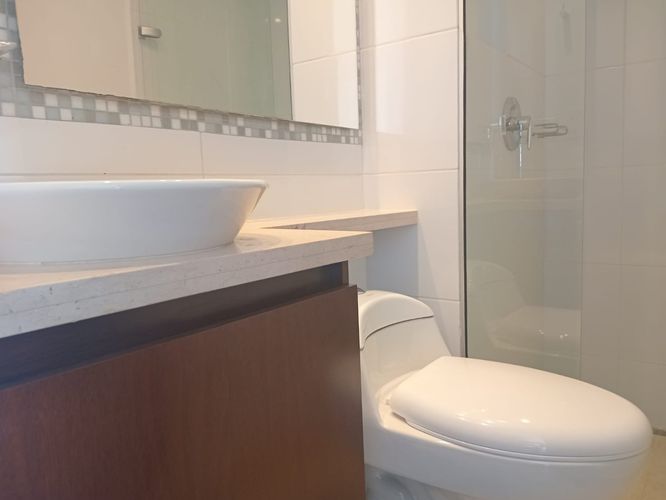Apartamento de 3 alcobas en arriendo en El Poblado, Medellín, 125 m² · foto 18 de 20