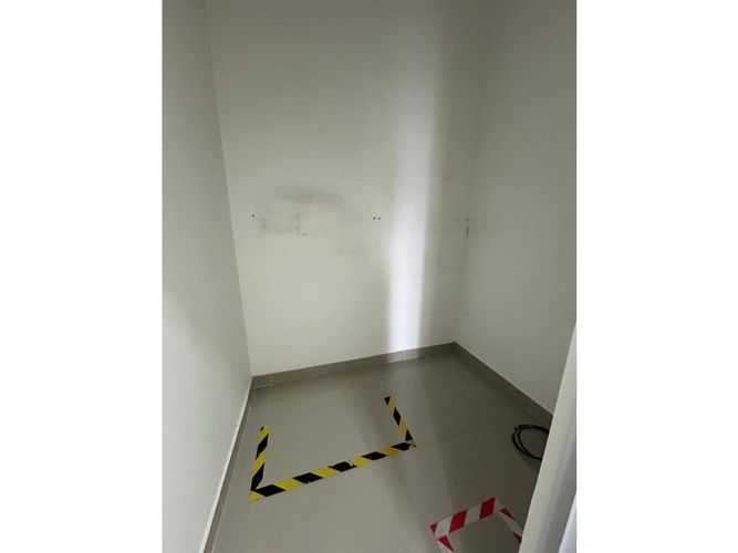 Local en venta en Nueva Tequendama, Cali, 36 m² · foto 14 de 24