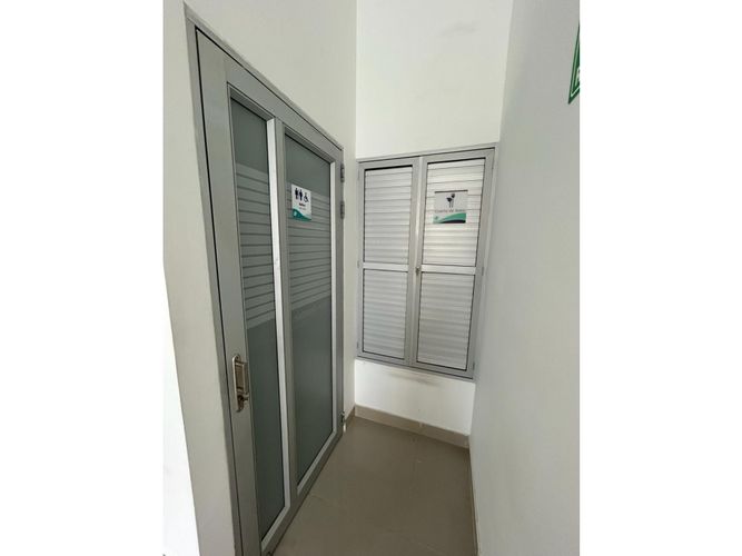 Local en venta en Nueva Tequendama, Cali, 36 m² · foto 21 de 24