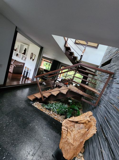Casa de 5 alcobas en arriendo en Aposentos, Sopó, 350 m² · foto 9 de 13