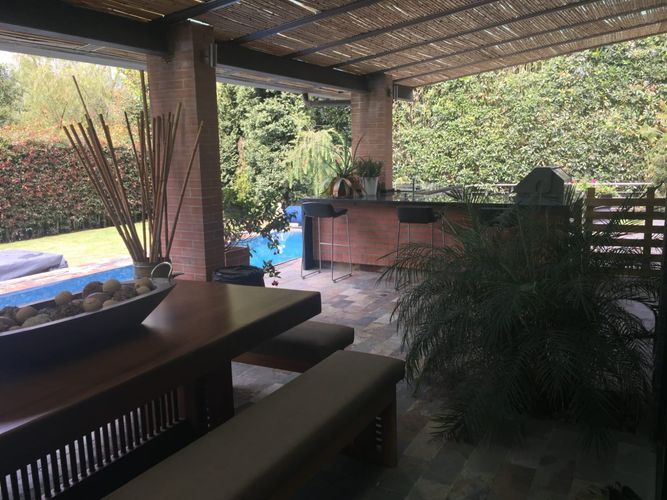Casa de 5 alcobas en arriendo en Aposentos, Sopó, 350 m² · foto 10 de 13