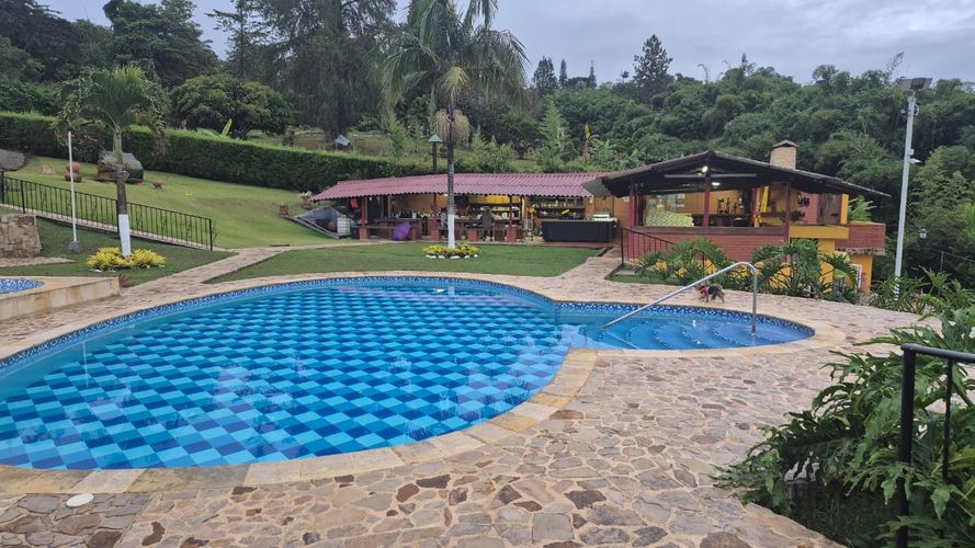 Finca en venta en Km 1, Cali, 7000 m² · foto 17 de 24